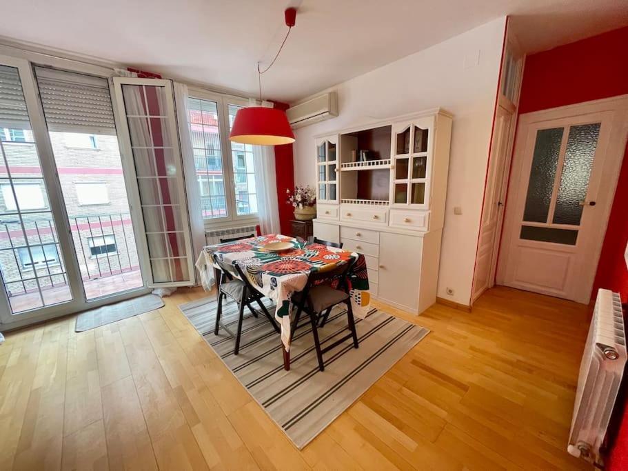 Acogedor Apartamento En Сарагоса Экстерьер фото
