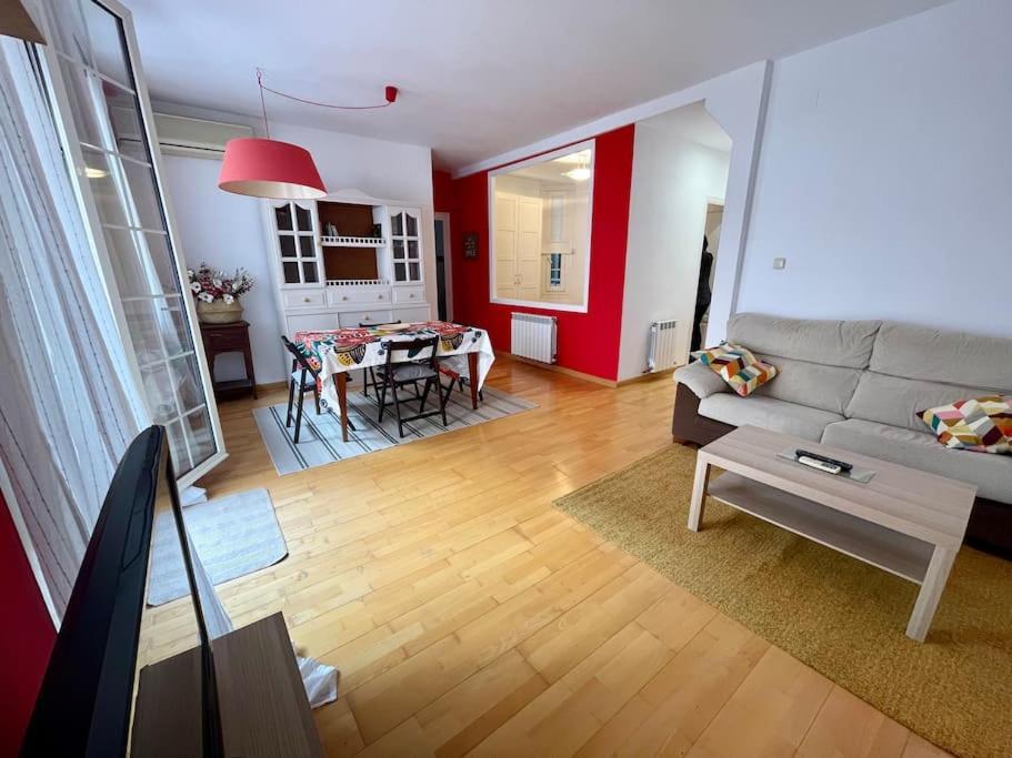 Acogedor Apartamento En Сарагоса Экстерьер фото